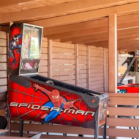 Cozy And Chic Little House With Pool Ivinj - 3