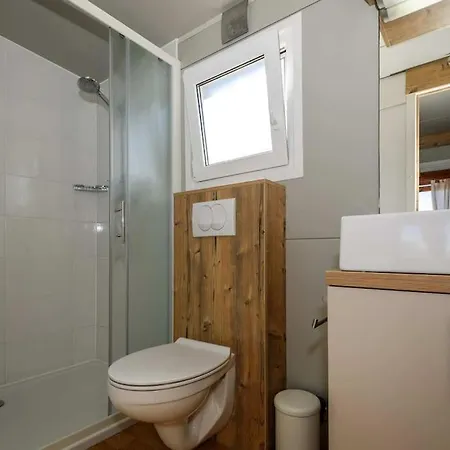 Cozy And Chic Little House With Pool Ivinj - 3 * 迪斯诺