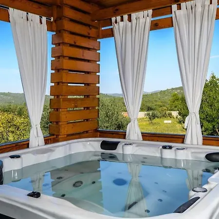 Cozy And Chic Little House With Pool Ivinj - 3 * 迪斯诺