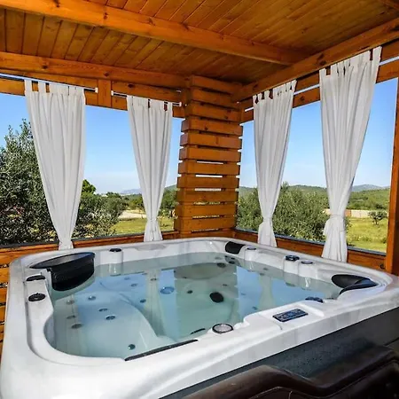 Cozy And Chic Little House With Pool Ivinj - 3 * 迪斯诺