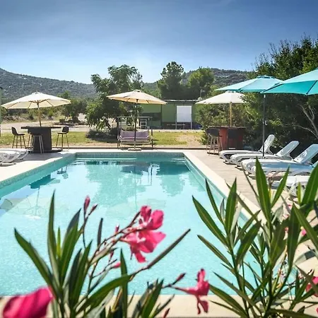 Cozy And Chic Little House With Pool Ivinj - 3 Casa de Férias *