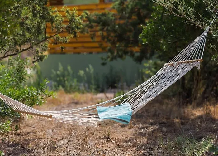 Cozy And Chic Little House With Pool Ivinj - 3 *