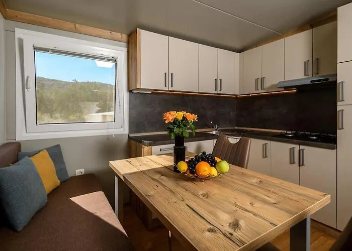 펜션 Cozy And Chic Little House With Pool Ivinj - 3 *