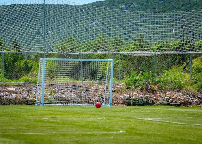 Feriehus Cozy And Chic Little House With Pool Ivinj - 3