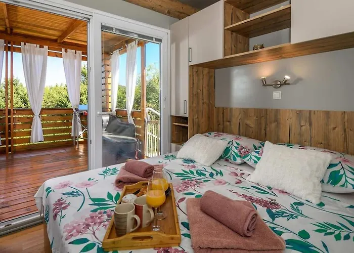 Feriehus Cozy And Chic Little House With Pool Ivinj - 3 *